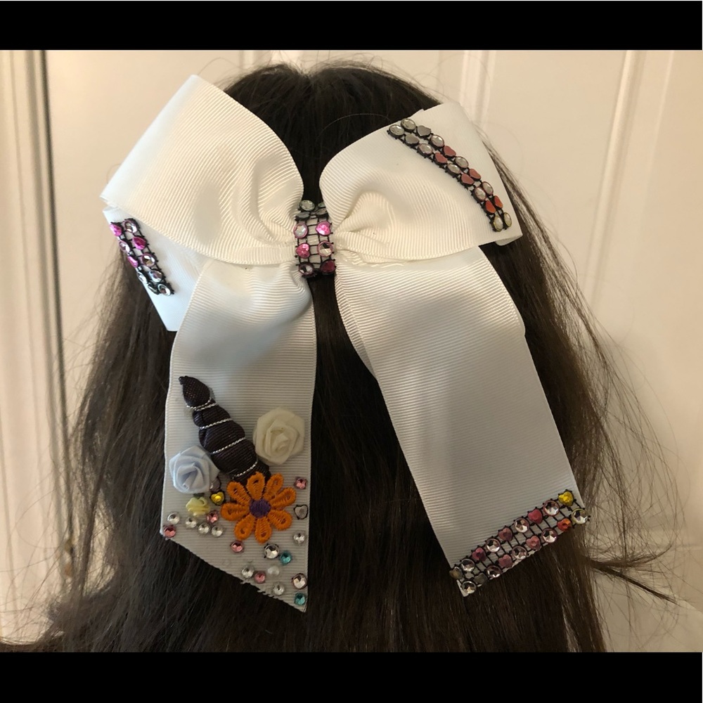 Unicorn Long White Bow